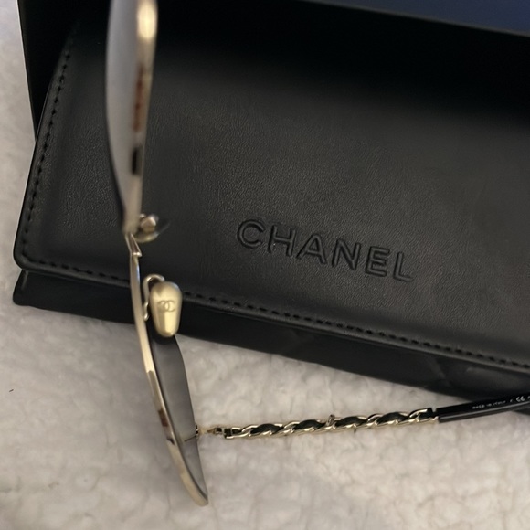 Chanel 2023 Sunglasses brand new 100% Authentic comes with everything.. - Picture 8 of 10